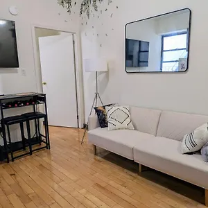 Apartment Heart Of Downtown Manhattan - Stylish One Bedroom In Vibrant Union Square, New York