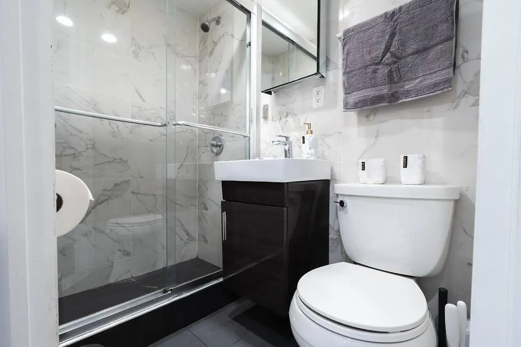 69-3C Stylish Lower East East 1Br Apt Brand New New York Apartment